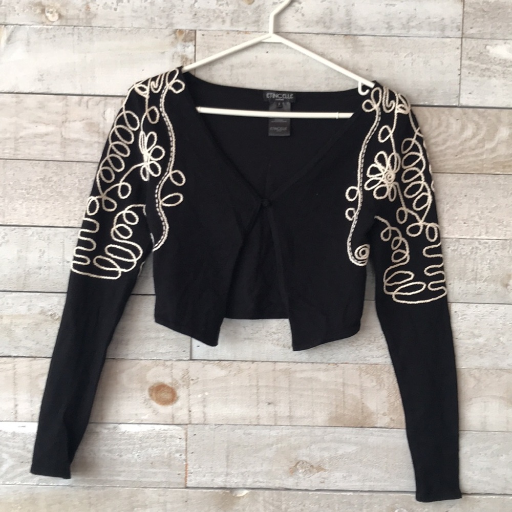Embroidered V-neck bolero cardigan